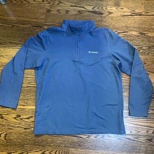 Columbia Women’s quarter zip up